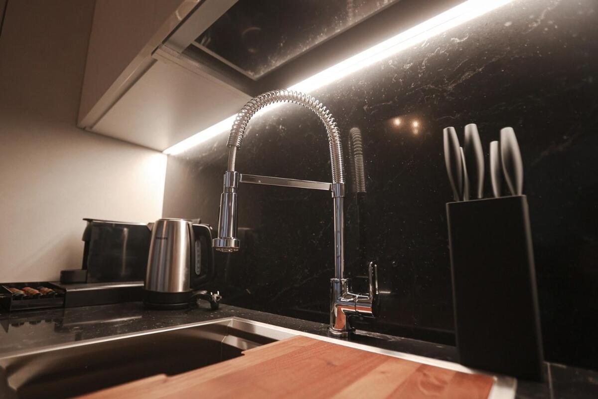 New - Ponte Vecchio Tower Apartment *