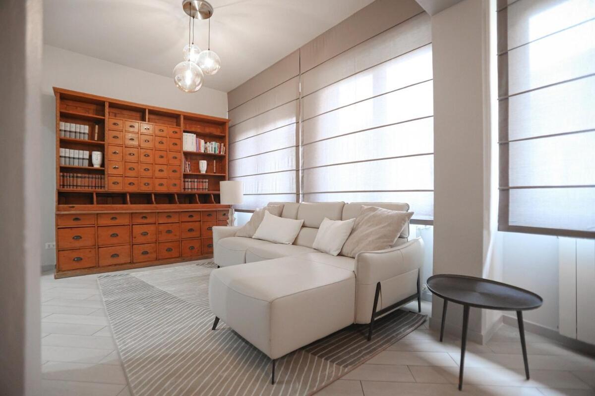 New - Ponte Vecchio Tower Apartment *