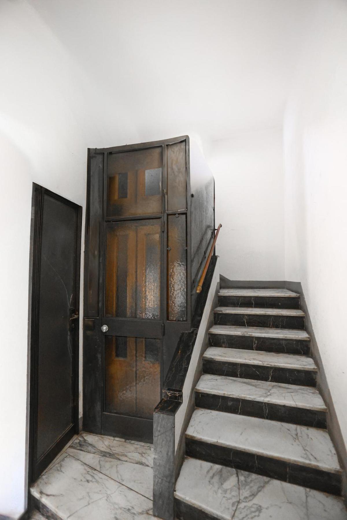 New - Ponte Vecchio Tower Apartment Florence
